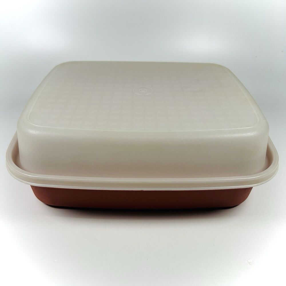 Vintage Tupperware Paprika Red Large Meat Marinade Container 1294-8 & Lid 1295-1